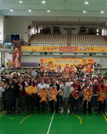 正修科大迎新春國際學生齊聚慶馬年 萬事好彩頭好運馬上來活動熱鬧登場圖片